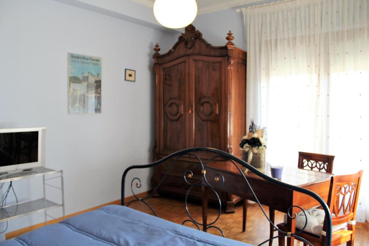 Tres Chic Panzió Civitanova Marche Kültér fotó
