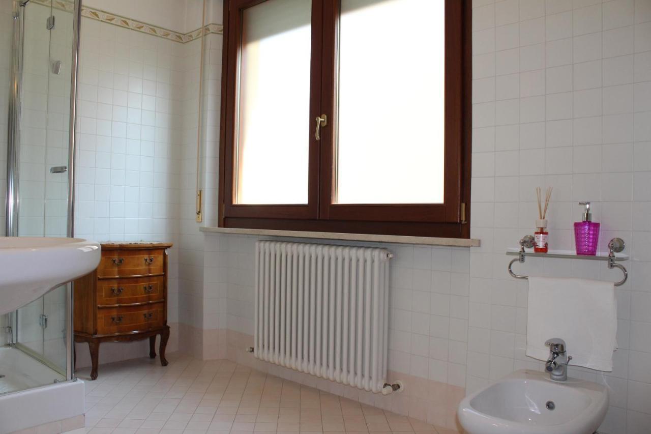 Tres Chic Panzió Civitanova Marche Kültér fotó